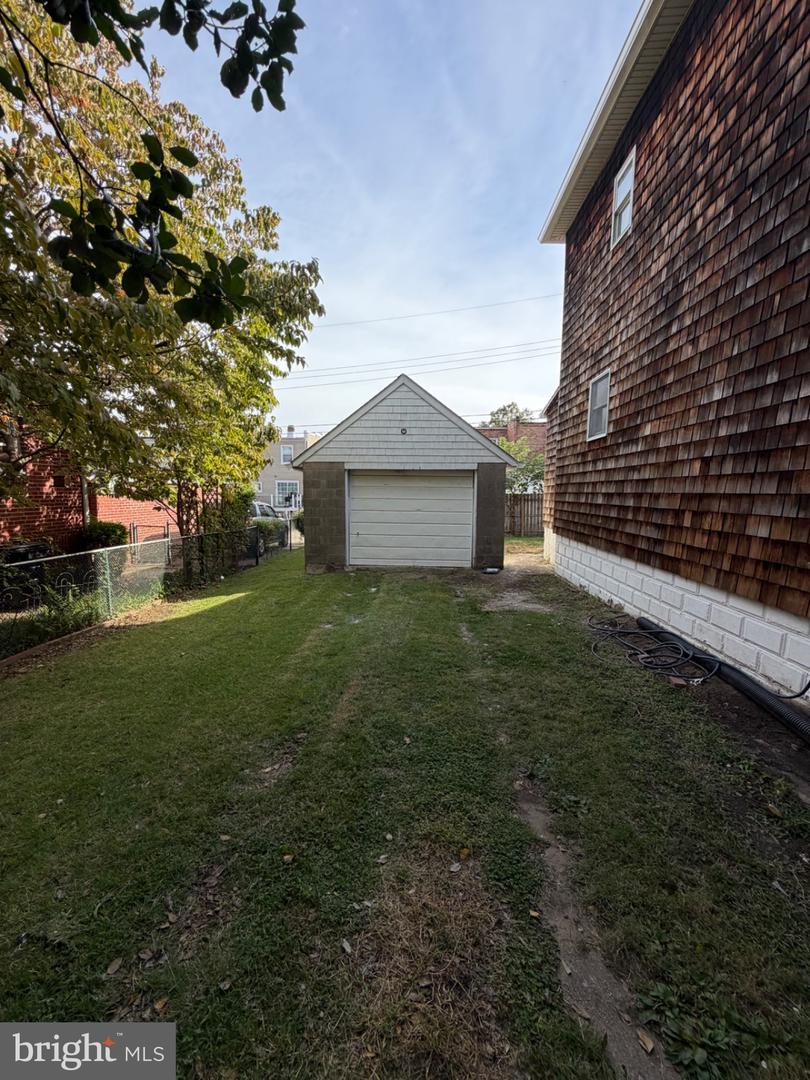 7011 Dunhill Rd Property Photo 28