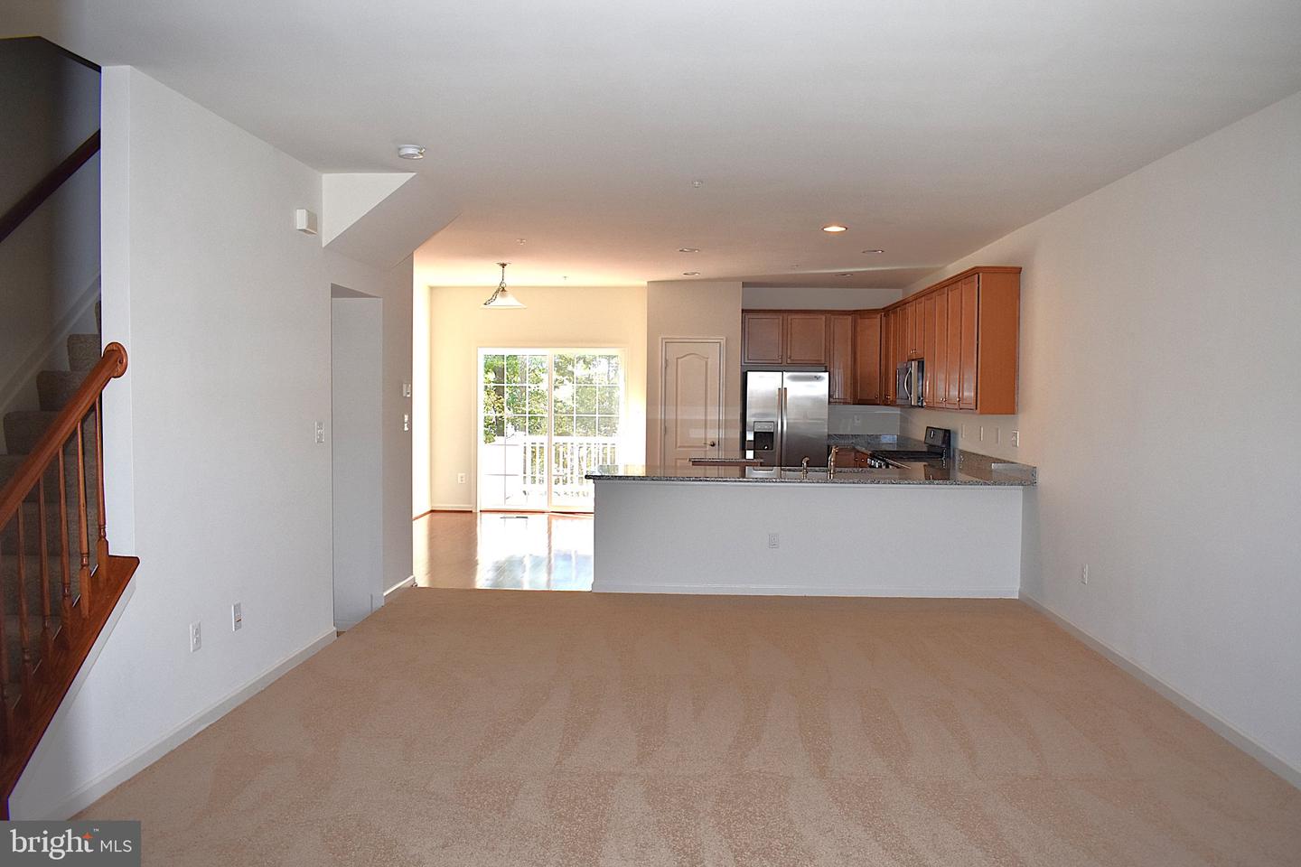 9421 Adelaide Ln Property Photo 4