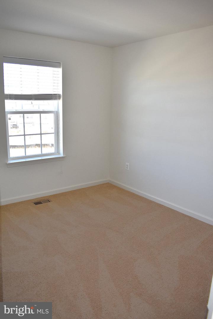 9421 Adelaide Ln Property Photo 19