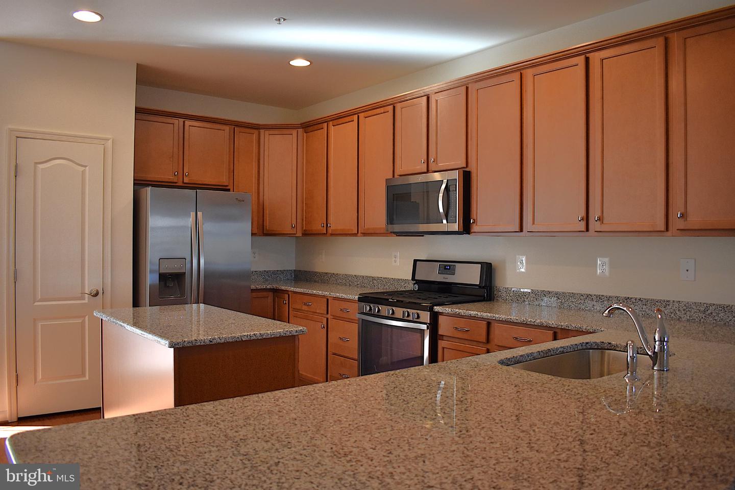 9421 Adelaide Ln Property Photo 26
