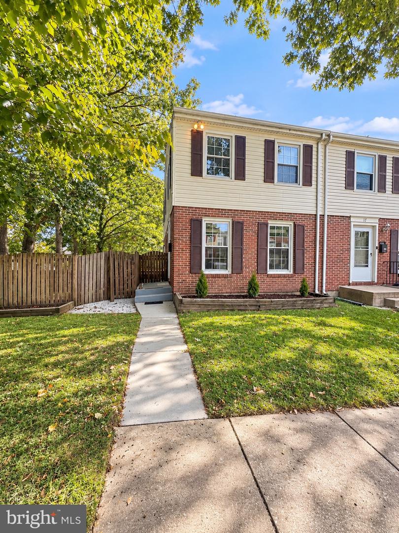 19 MITNICK CT Property Photo 1