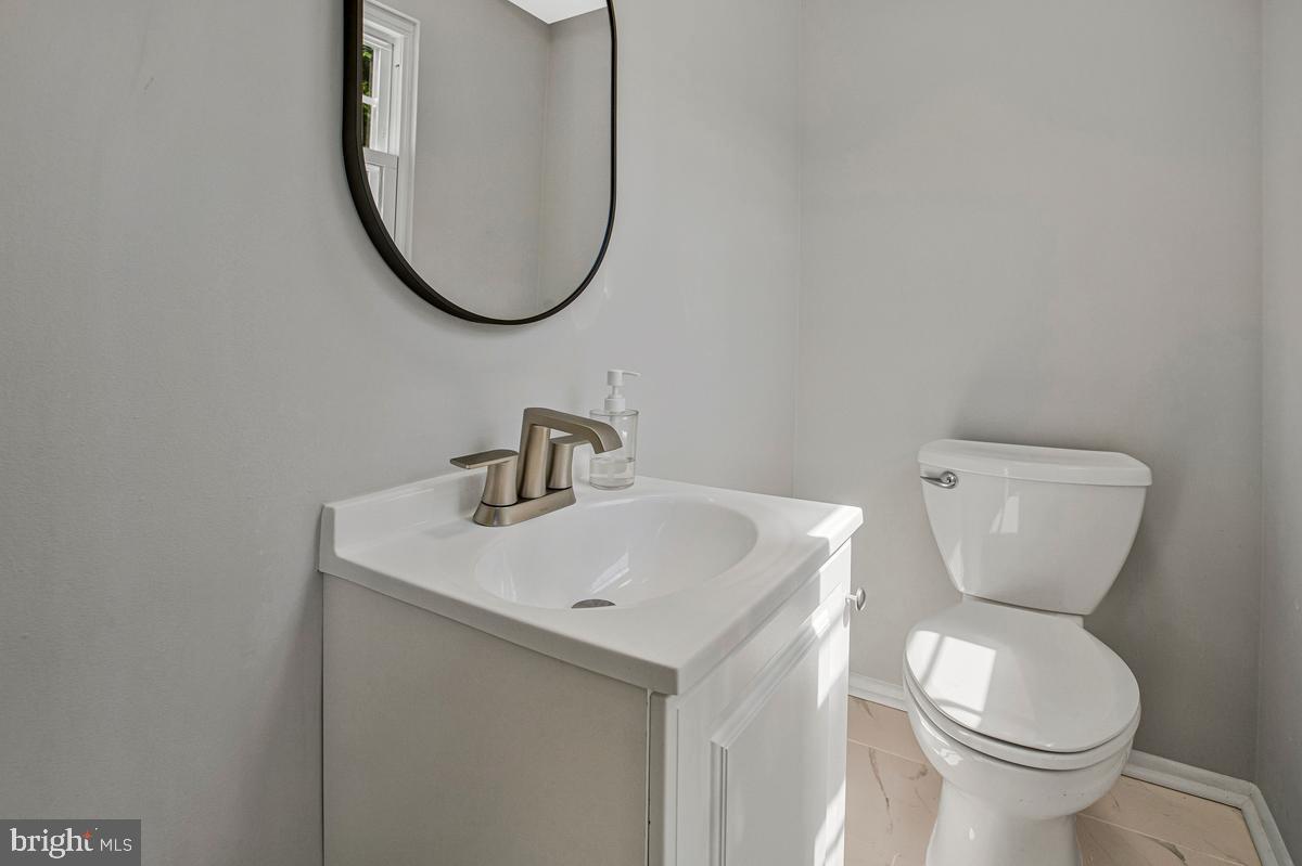 1224 Pleasant Valley Dr Property Photo 16