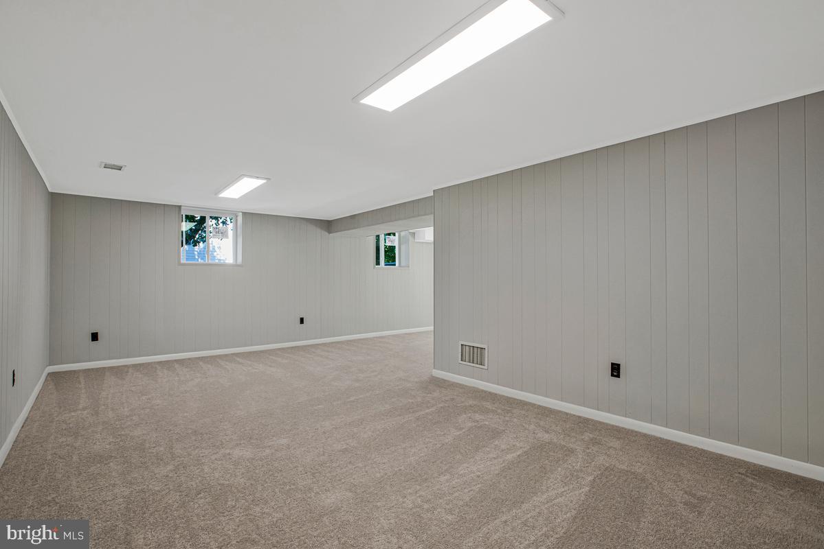 1224 Pleasant Valley Dr Property Photo 31