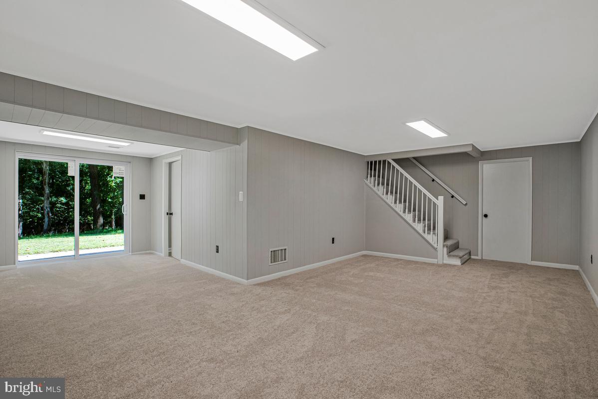 1224 Pleasant Valley Dr Property Photo 32