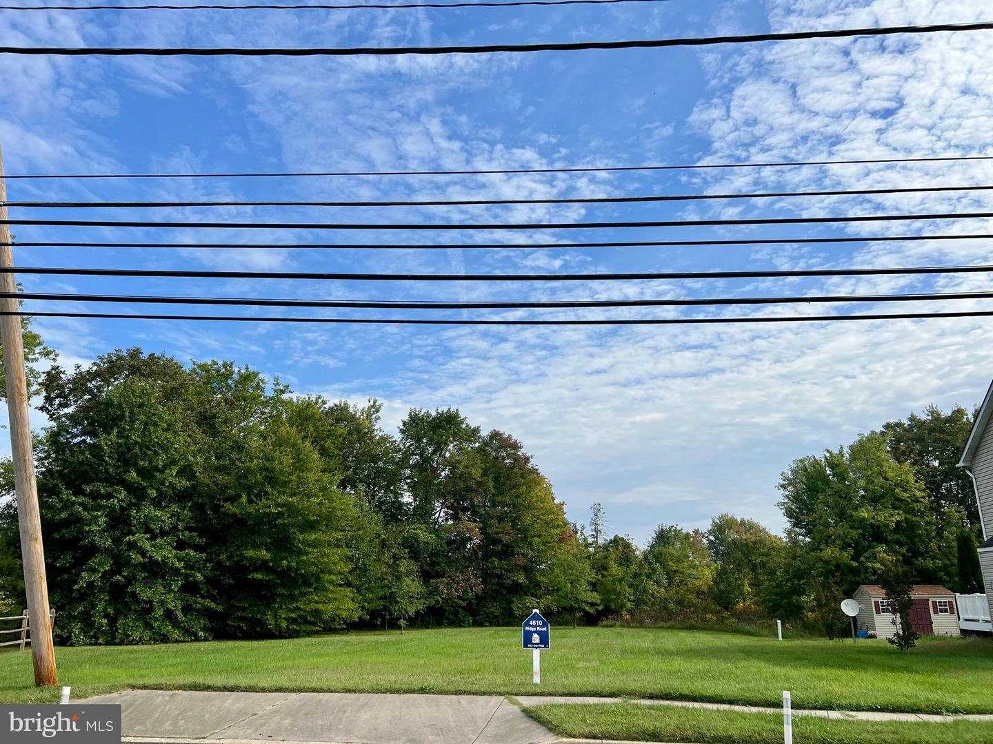 4610 RIDGE RD Property Photo 1