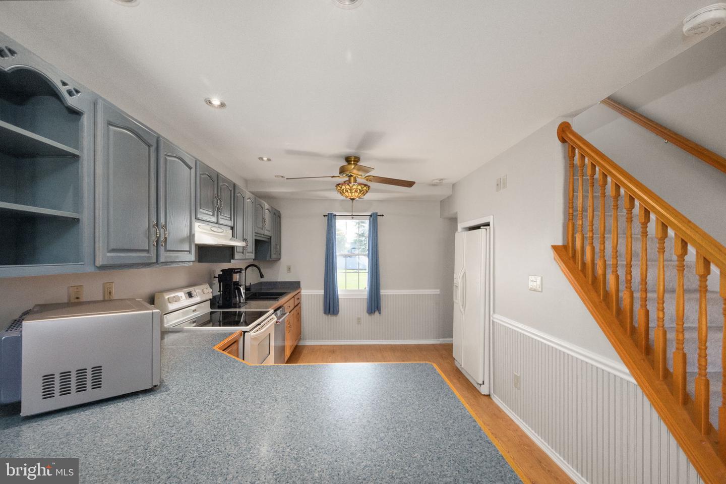 6915 River Drive Rd Property Photo 11