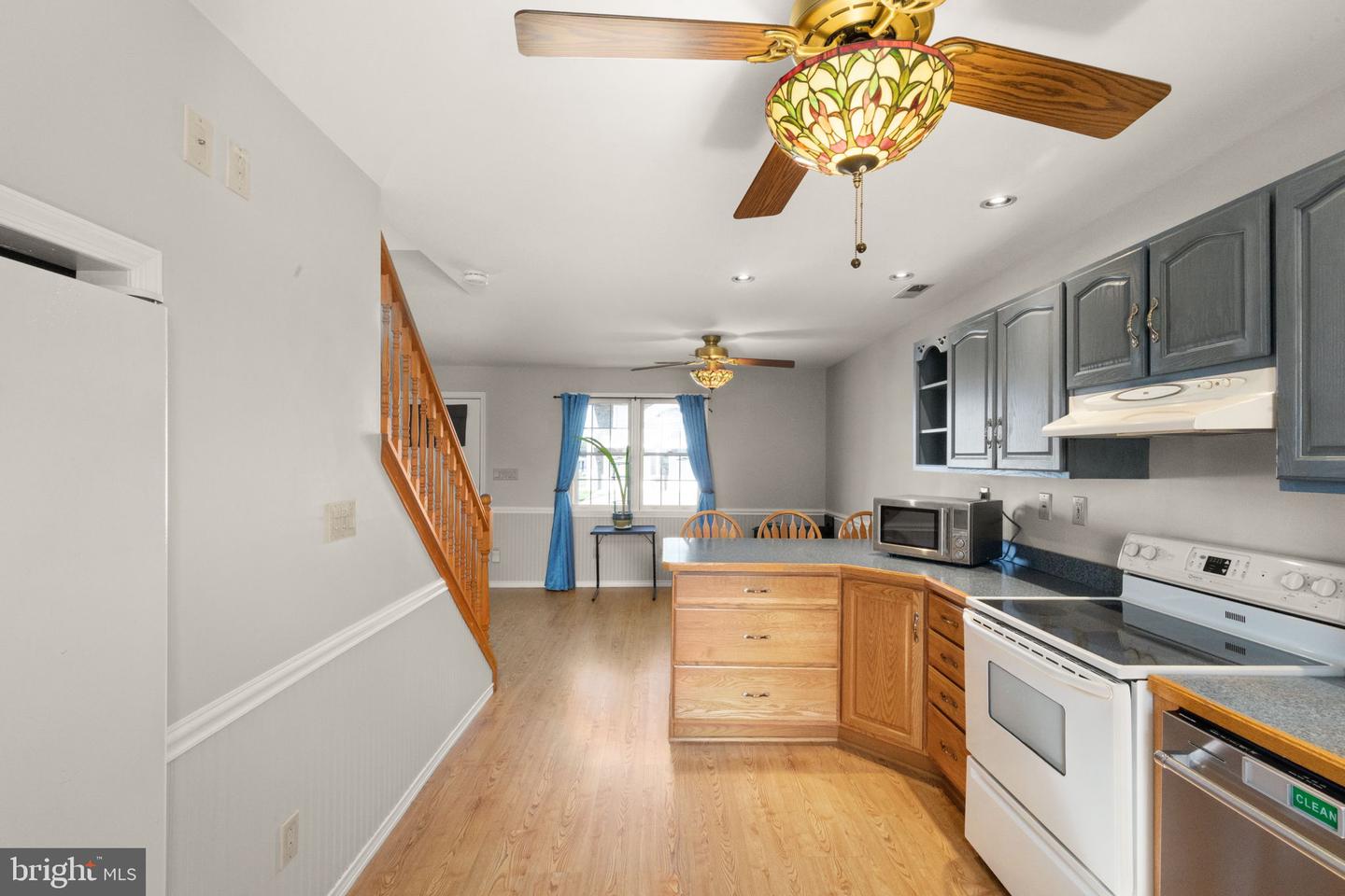 6915 River Drive Rd Property Photo 13