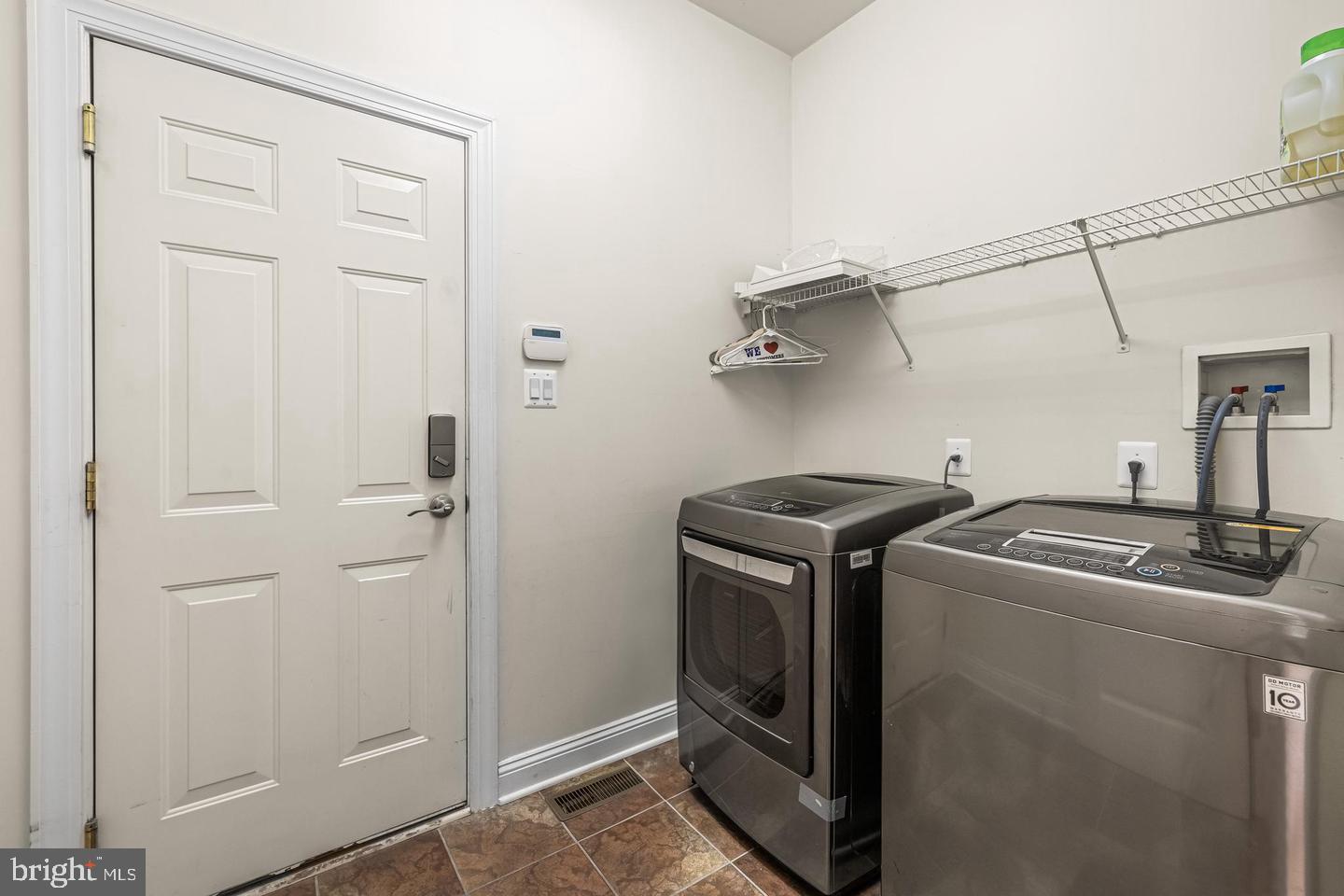 6716 Newstead Ln Property Photo 15