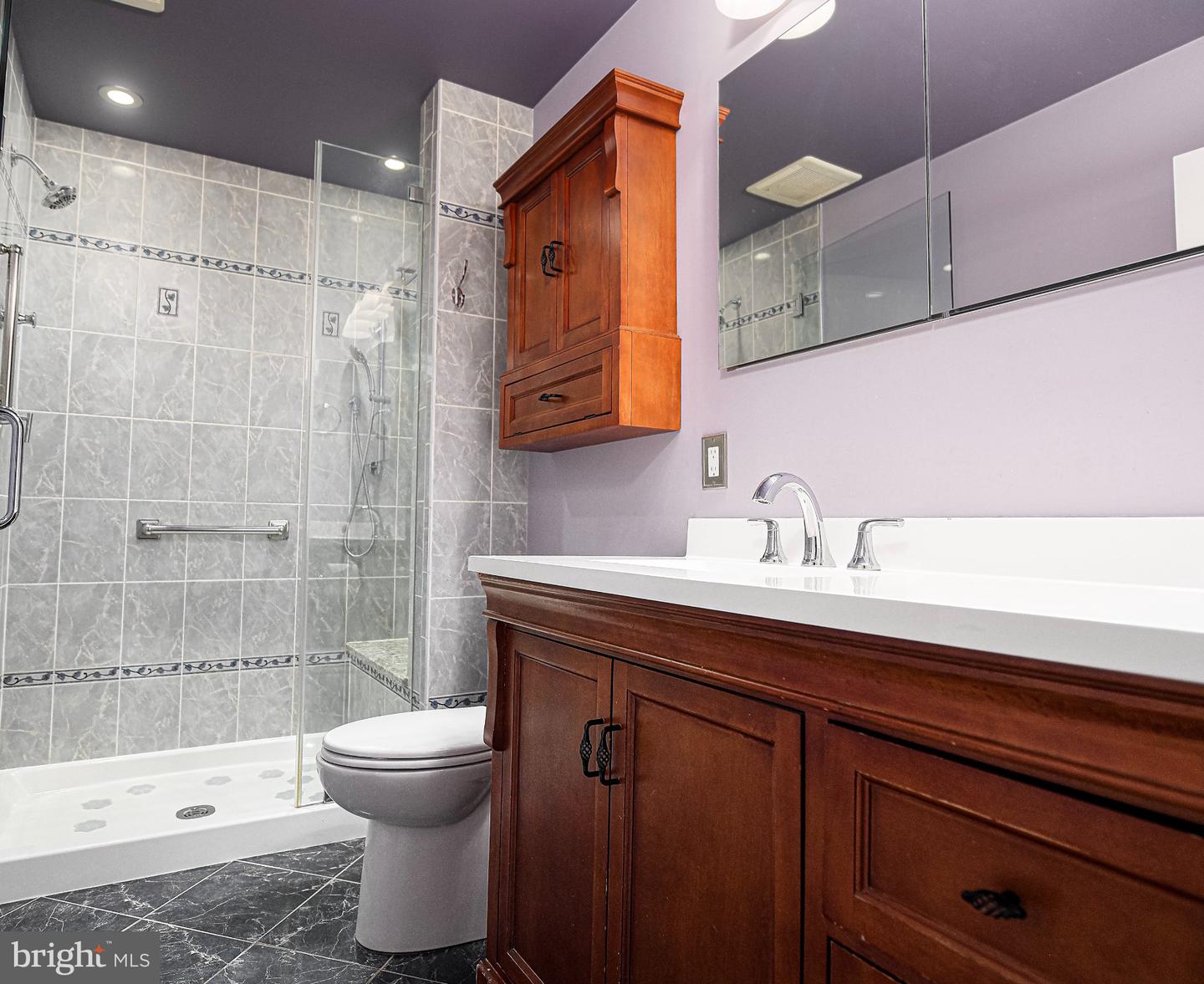 1827 Walnut Ave Property Photo 16