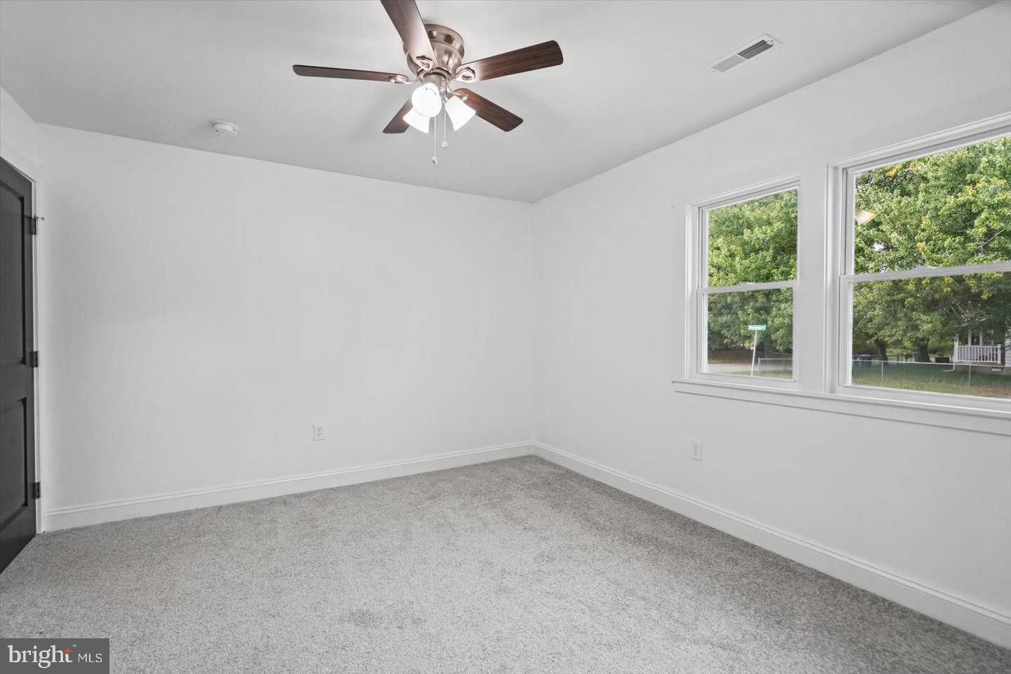 1 Beacon Rd Property Photo 23