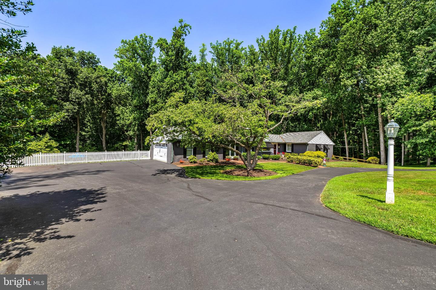 3915 Dance Mill Rd Property Photo 7