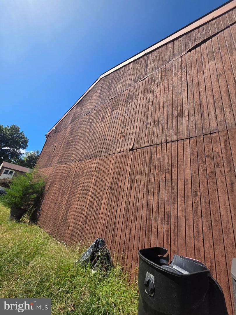 6606 Spring Mill Cir Property Photo 15