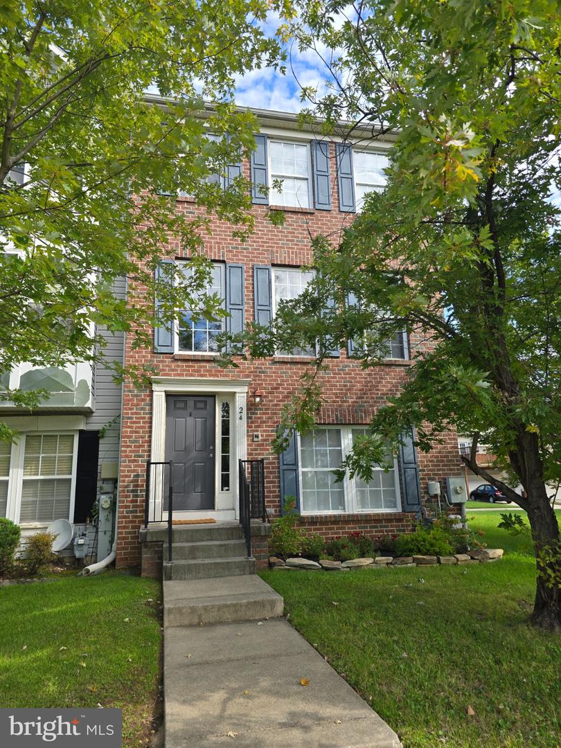24 Hallsdale Ct Property Photo 1