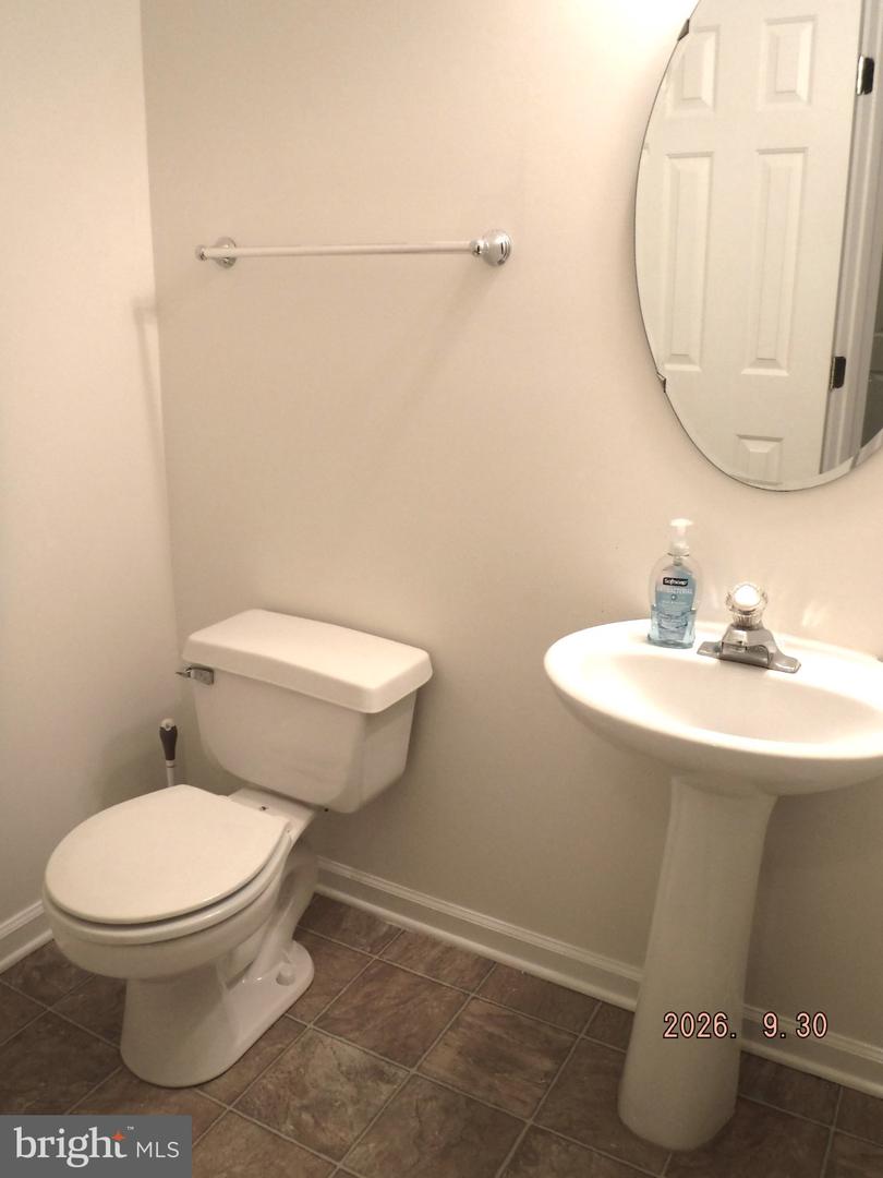 5328 Castlestone Dr Property Photo 15