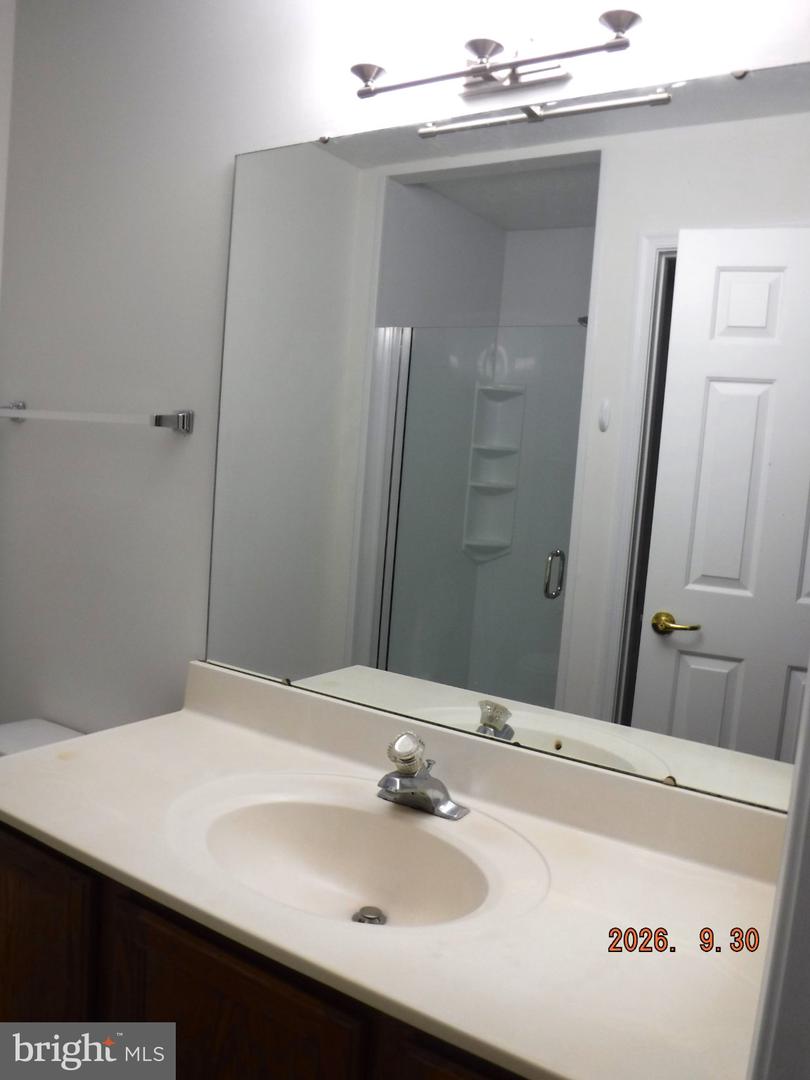5328 Castlestone Dr Property Photo 22