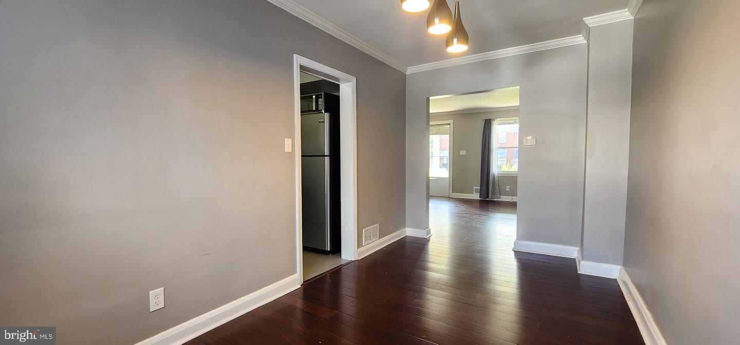 213 Riverthorn Rd Property Photo 9