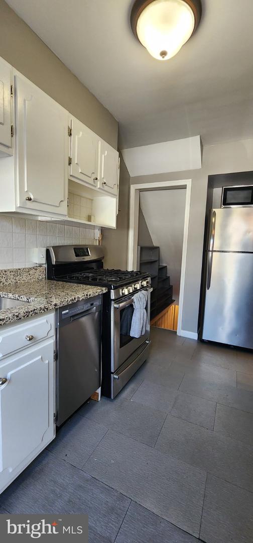 213 Riverthorn Rd Property Photo 13