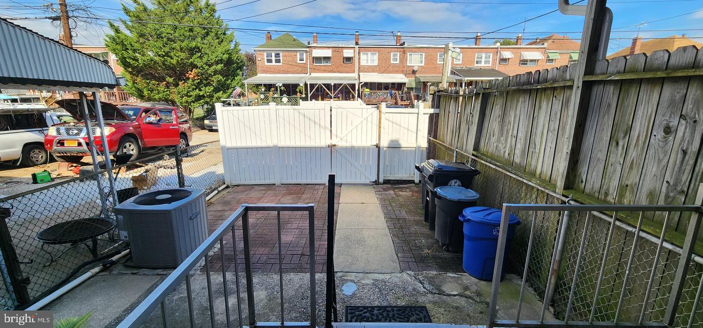 213 Riverthorn Rd Property Photo 14