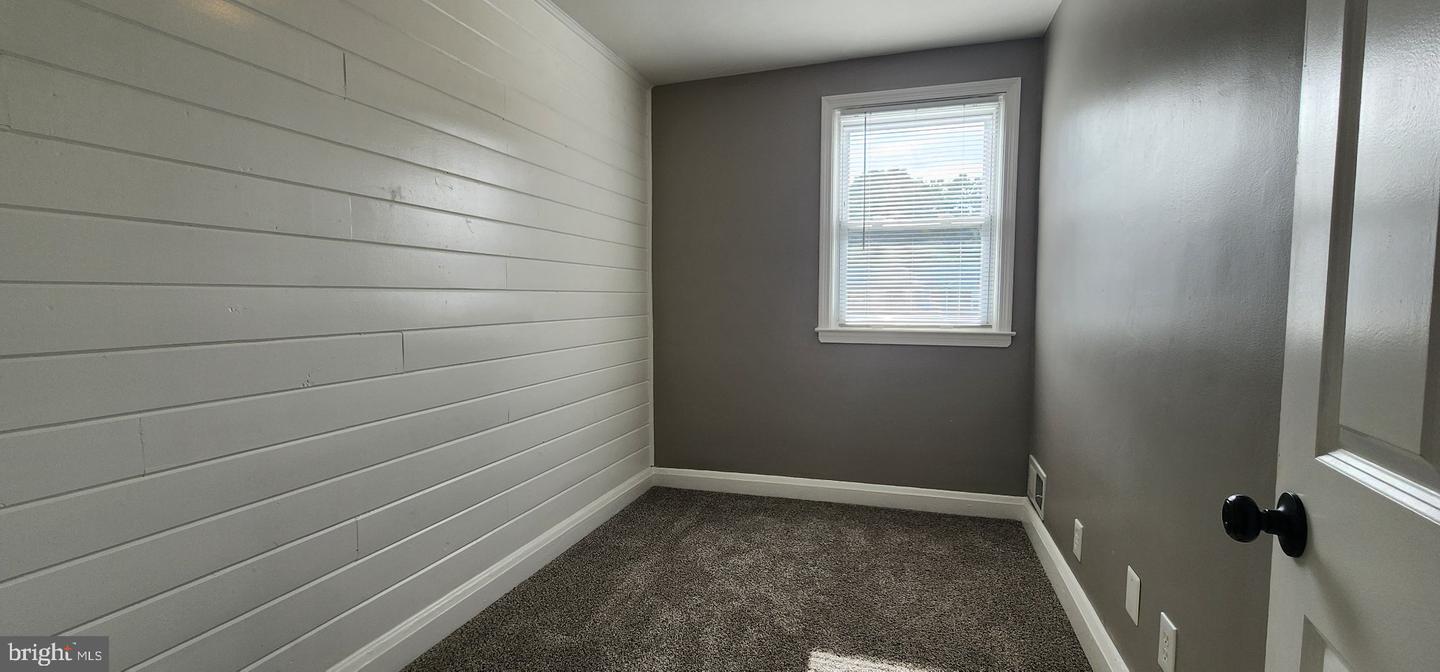 213 Riverthorn Rd Property Photo 21