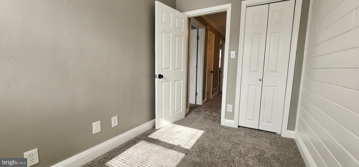 213 Riverthorn Rd Property Photo 22