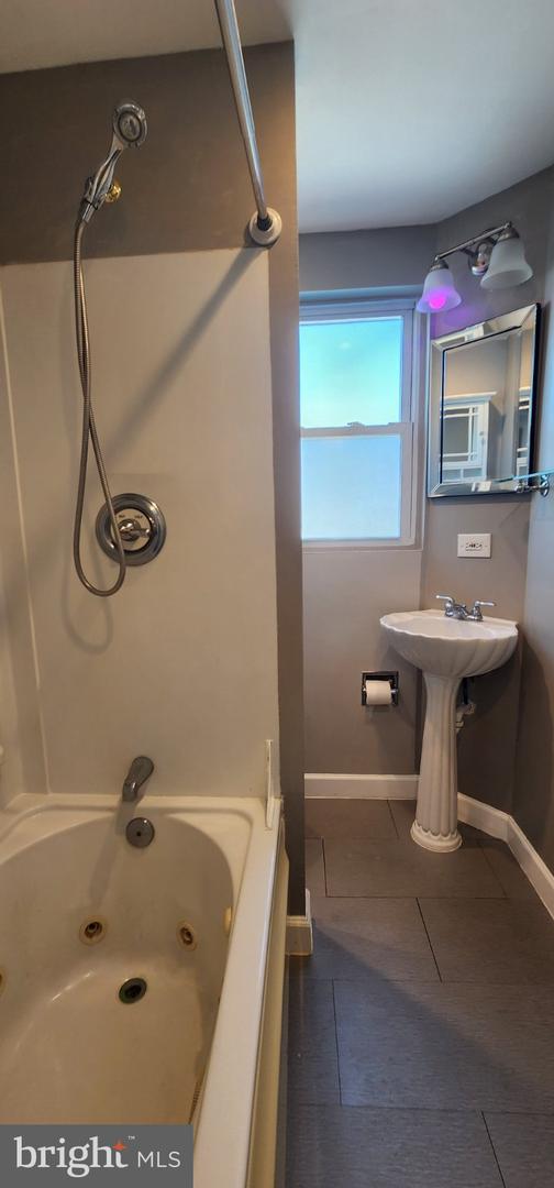 213 Riverthorn Rd Property Photo 25