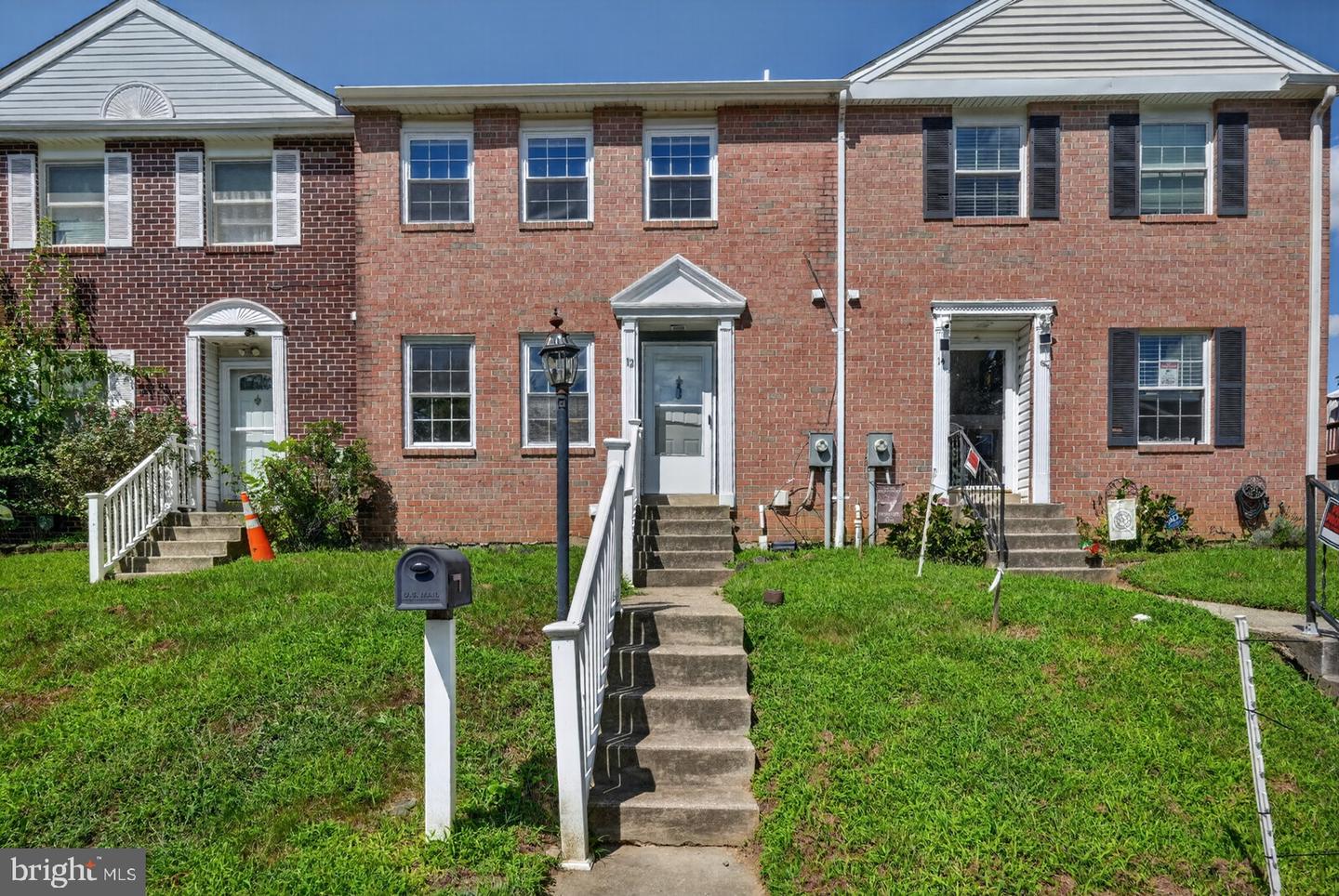 12 Hallview Ct Property Photo 1