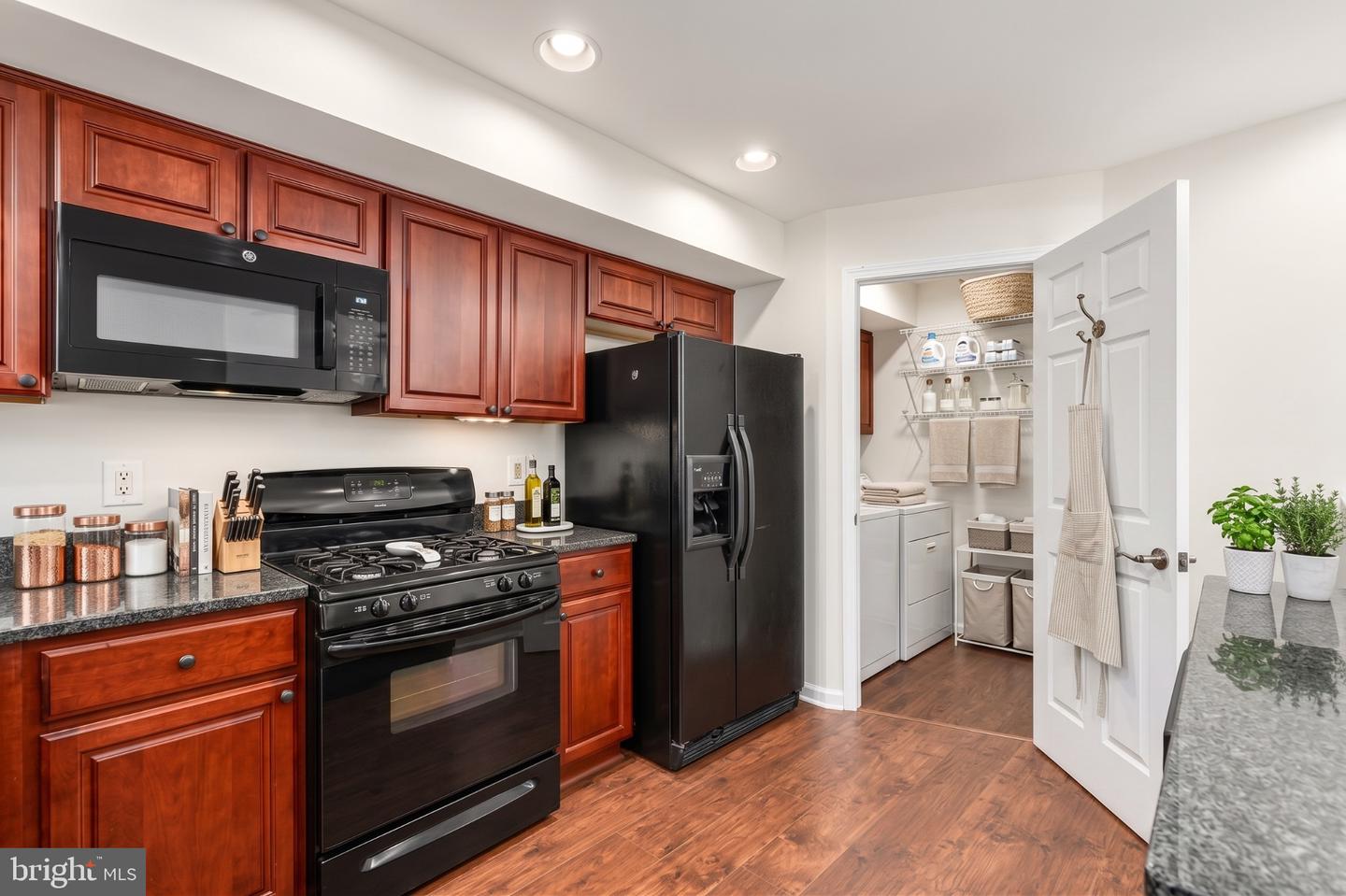 4 Choate Ct #4a Property Photo 11
