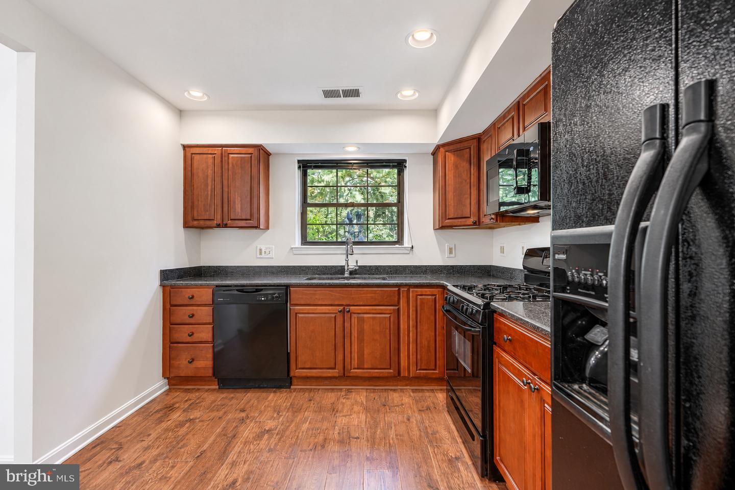 4 Choate Ct #4a Property Photo 35