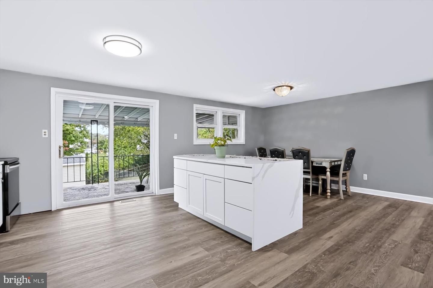 5 Brucetown Ct Property Photo 12
