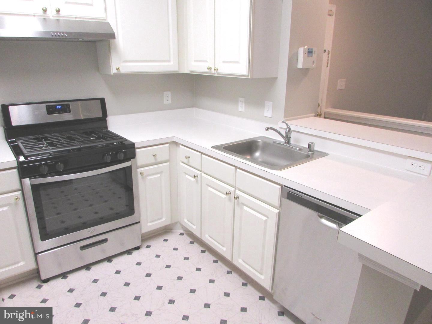 5027 Triplett Rd Property Photo 11