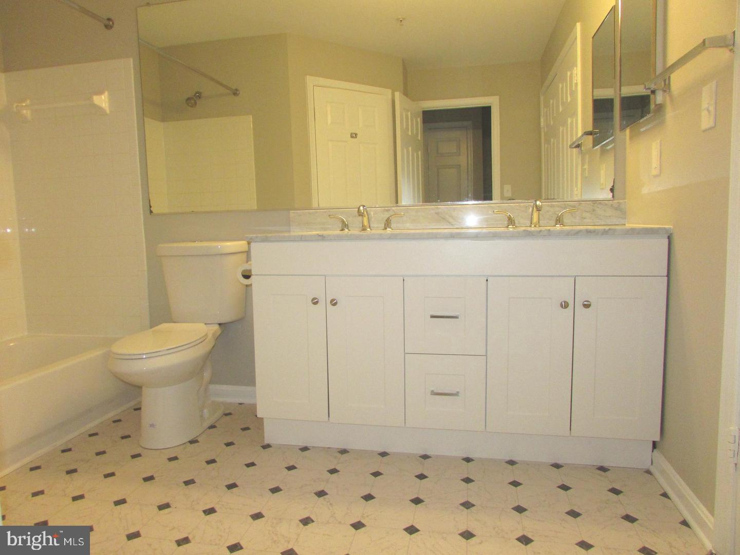 5027 Triplett Rd Property Photo 17
