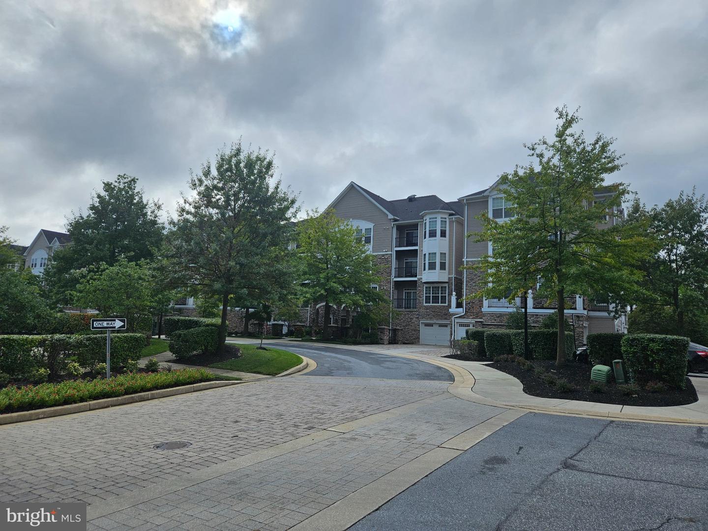 7301 Travertine Dr #401 Property Photo 2