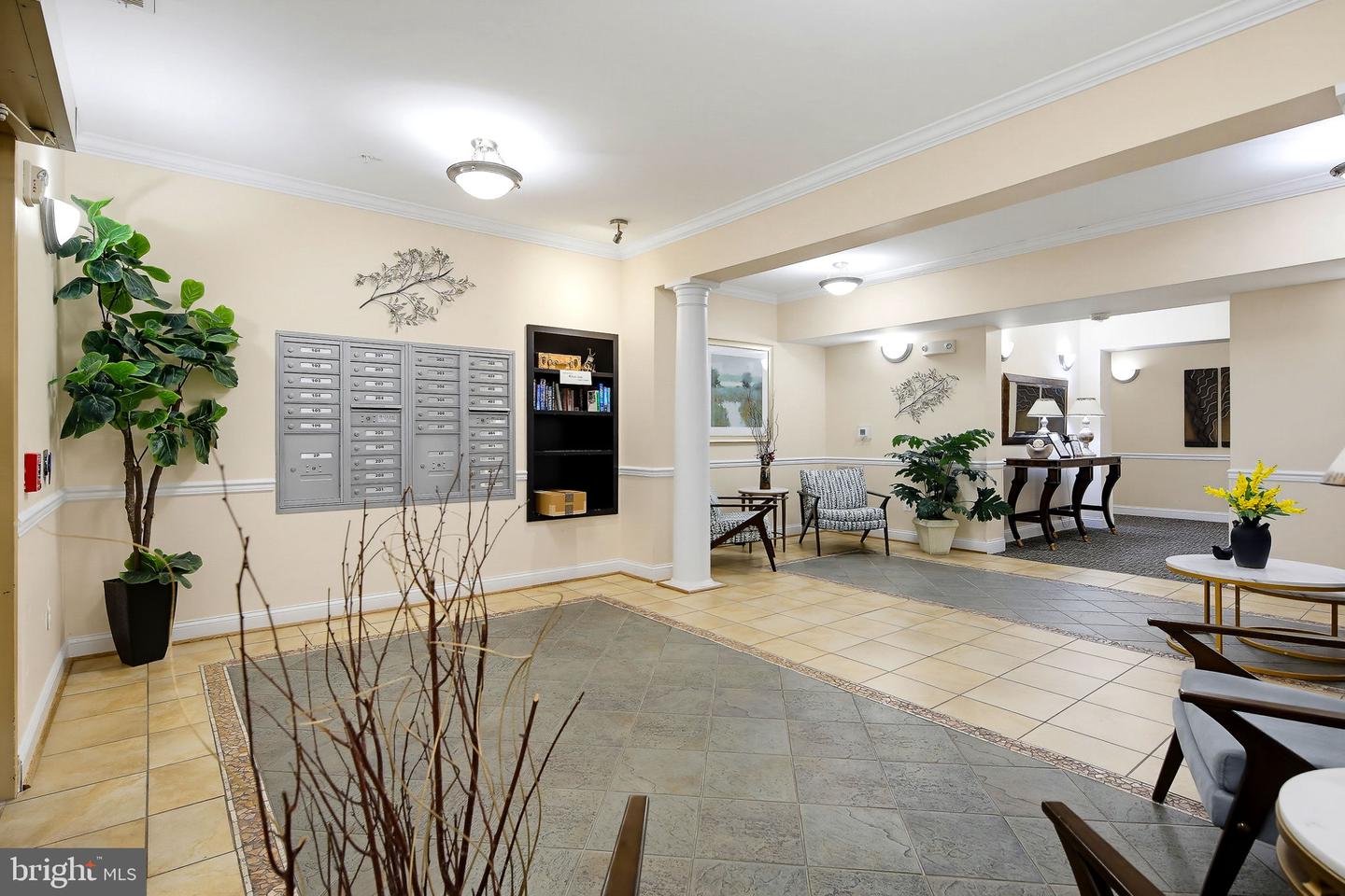 7301 Travertine Dr #401 Property Photo 5