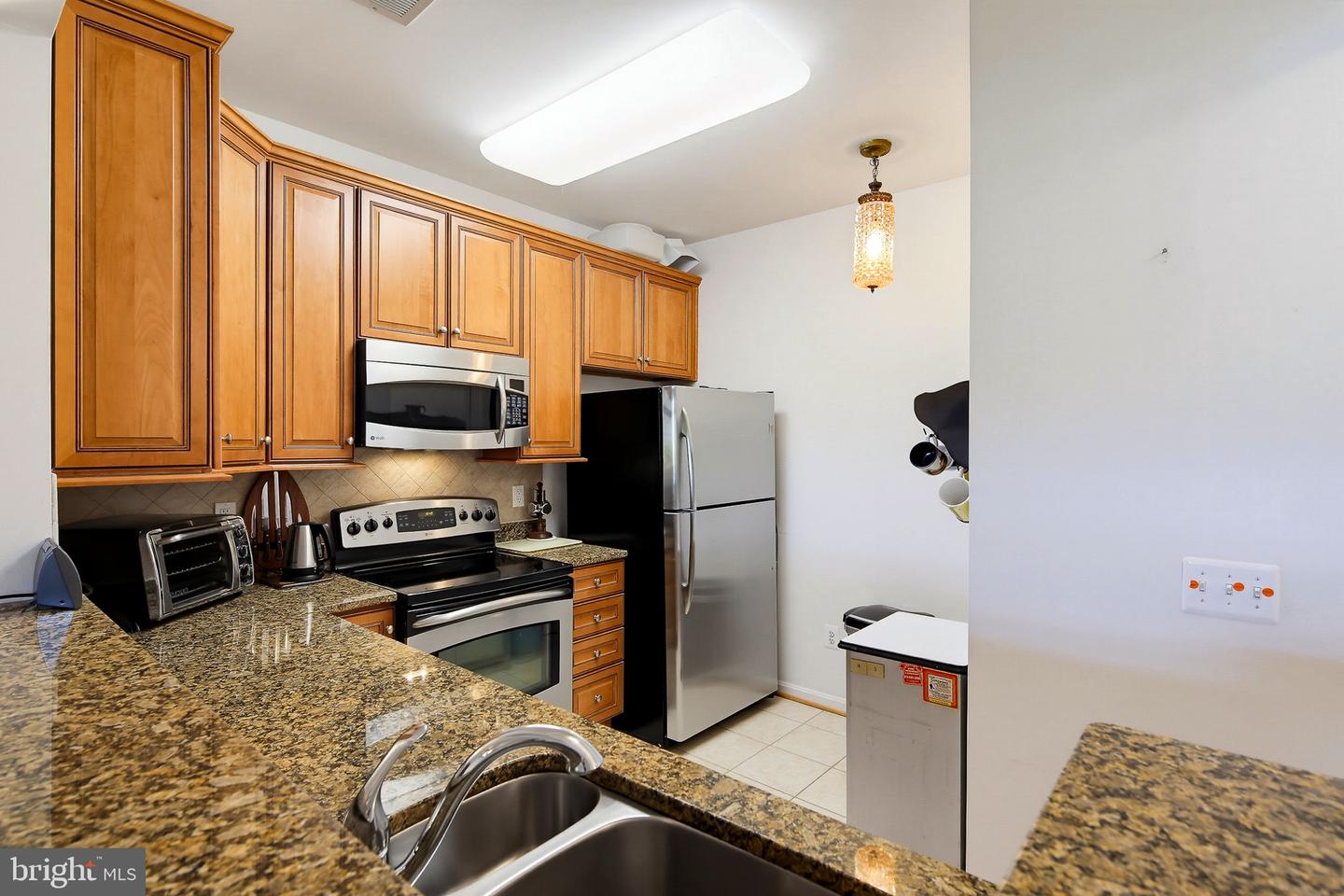 7301 Travertine Dr #401 Property Photo 8