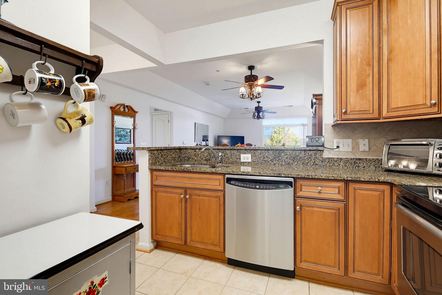 7301 Travertine Dr #401 Property Photo 9