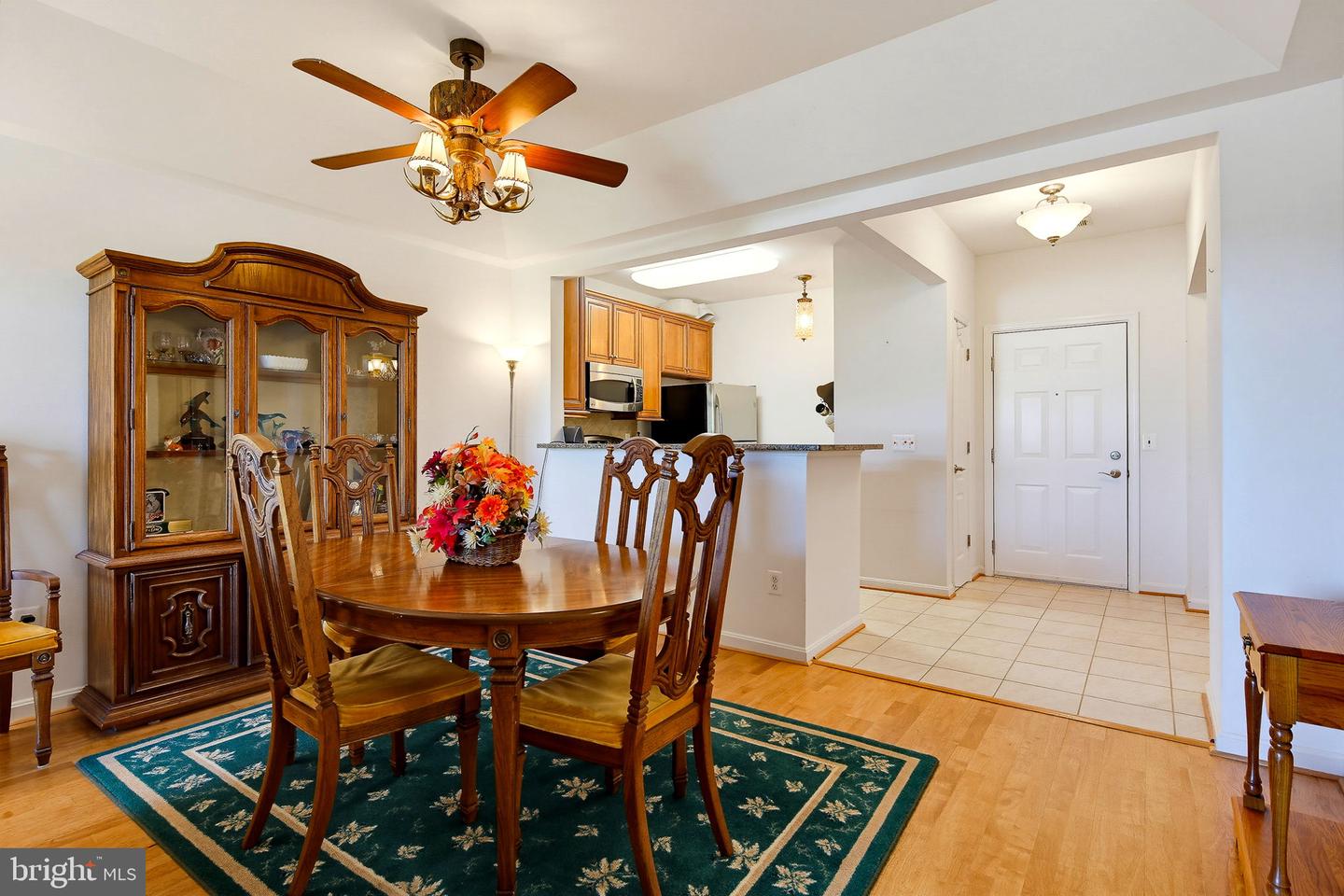 7301 Travertine Dr #401 Property Photo 11
