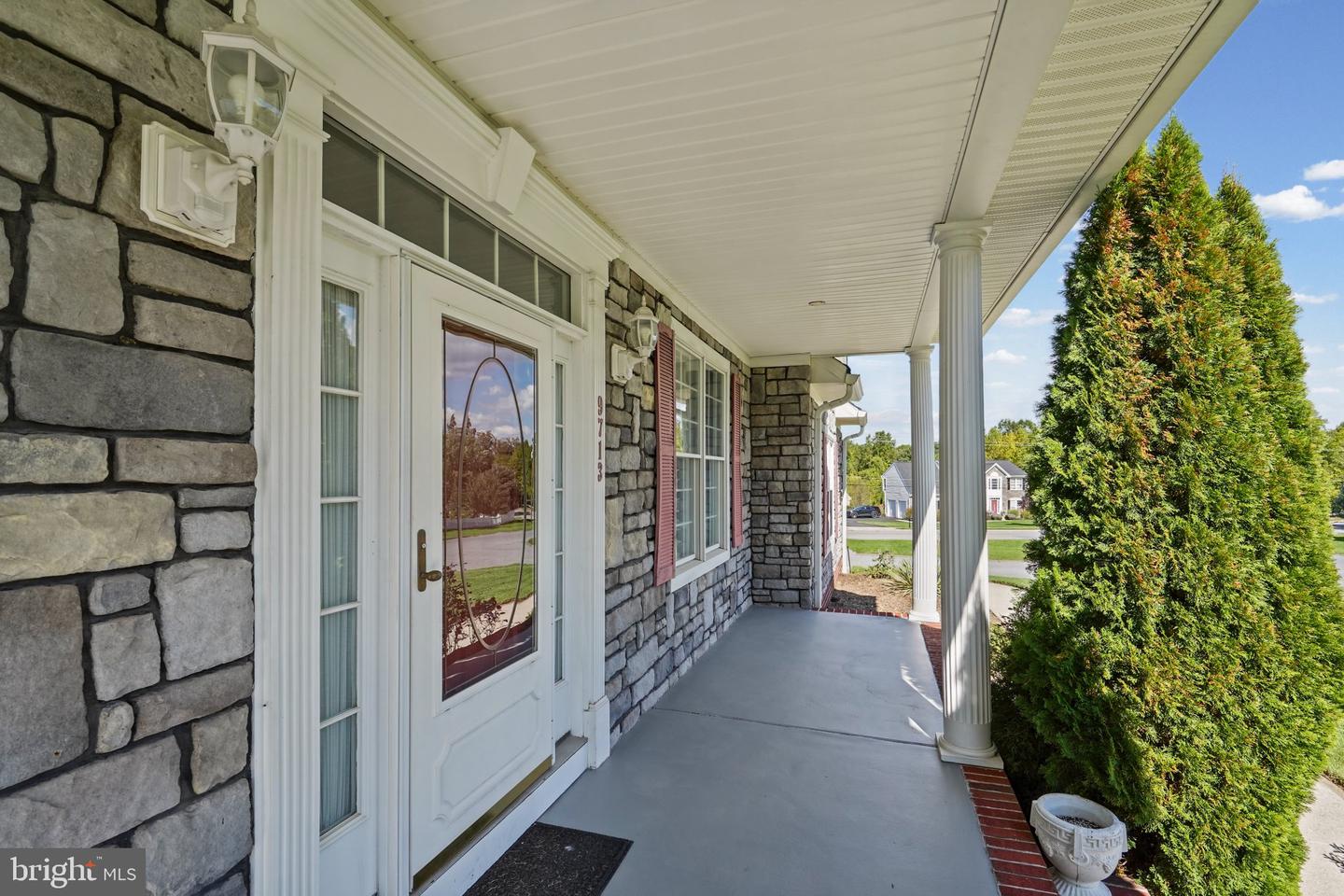 9713 Forge View Rd Property Photo 14