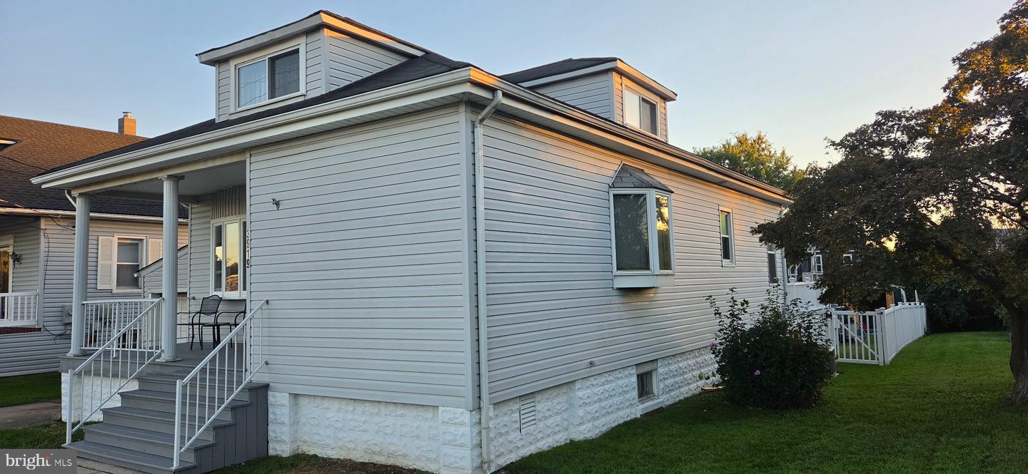 3919 N Point Blvd Property Photo 4