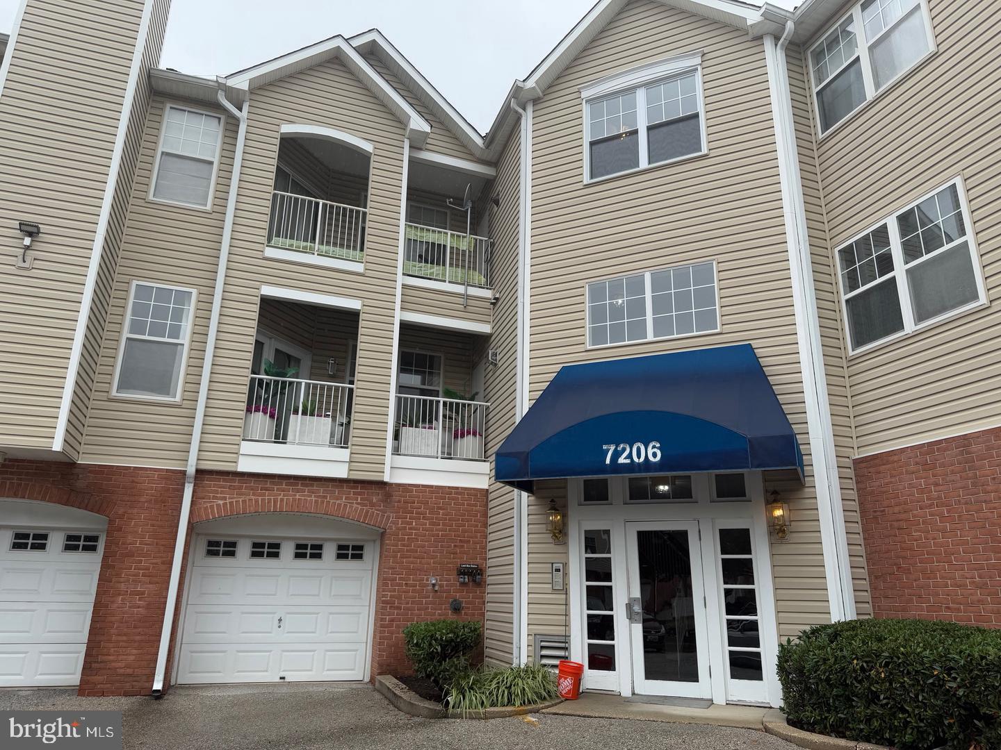 7206 BOGLEY RD #202 Property Photo 1