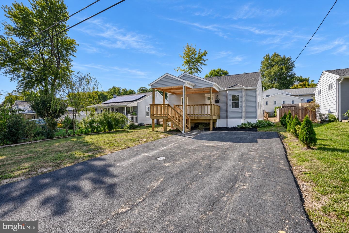 3806 Baltimore St Property Photo 2