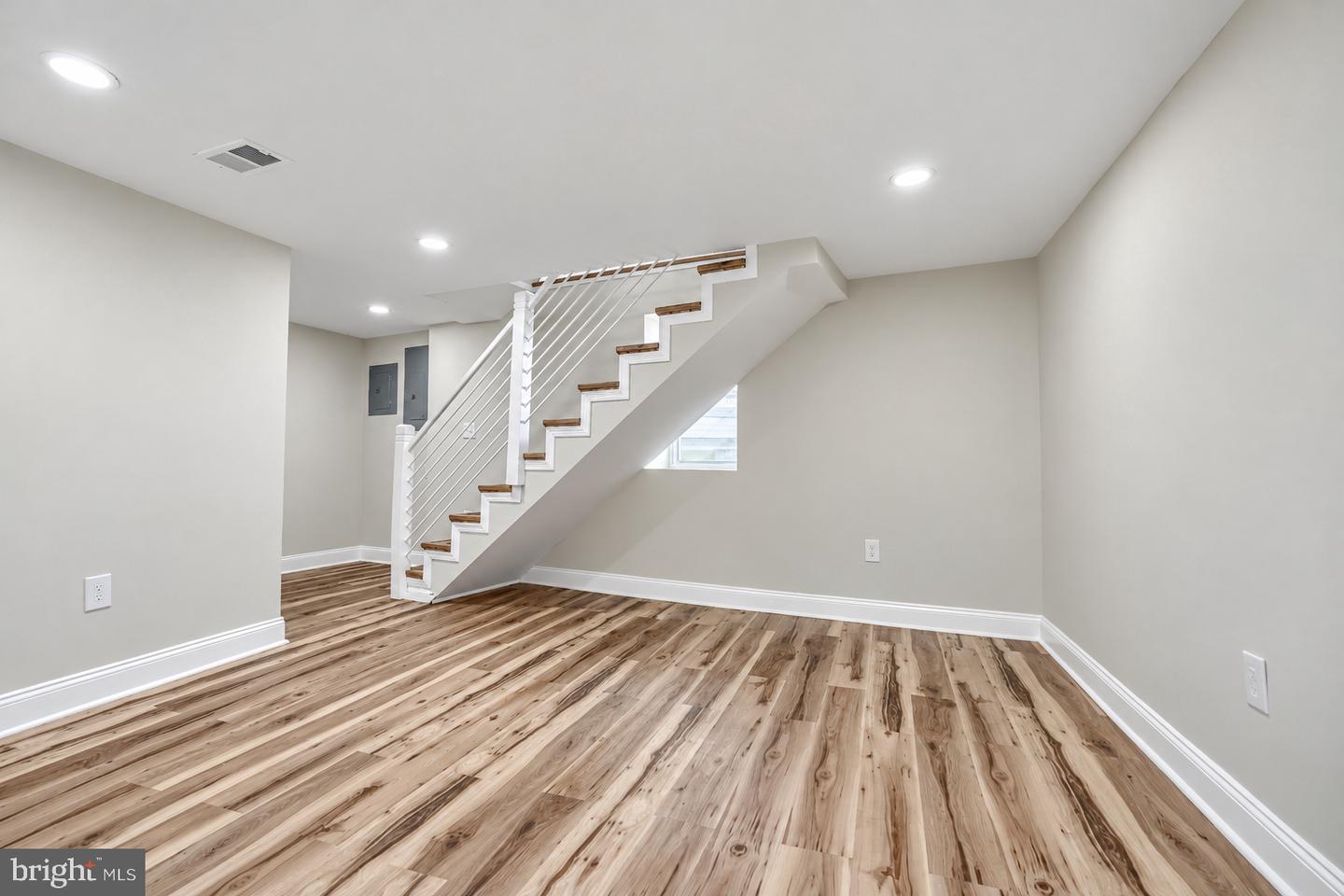 3806 Baltimore St Property Photo 23