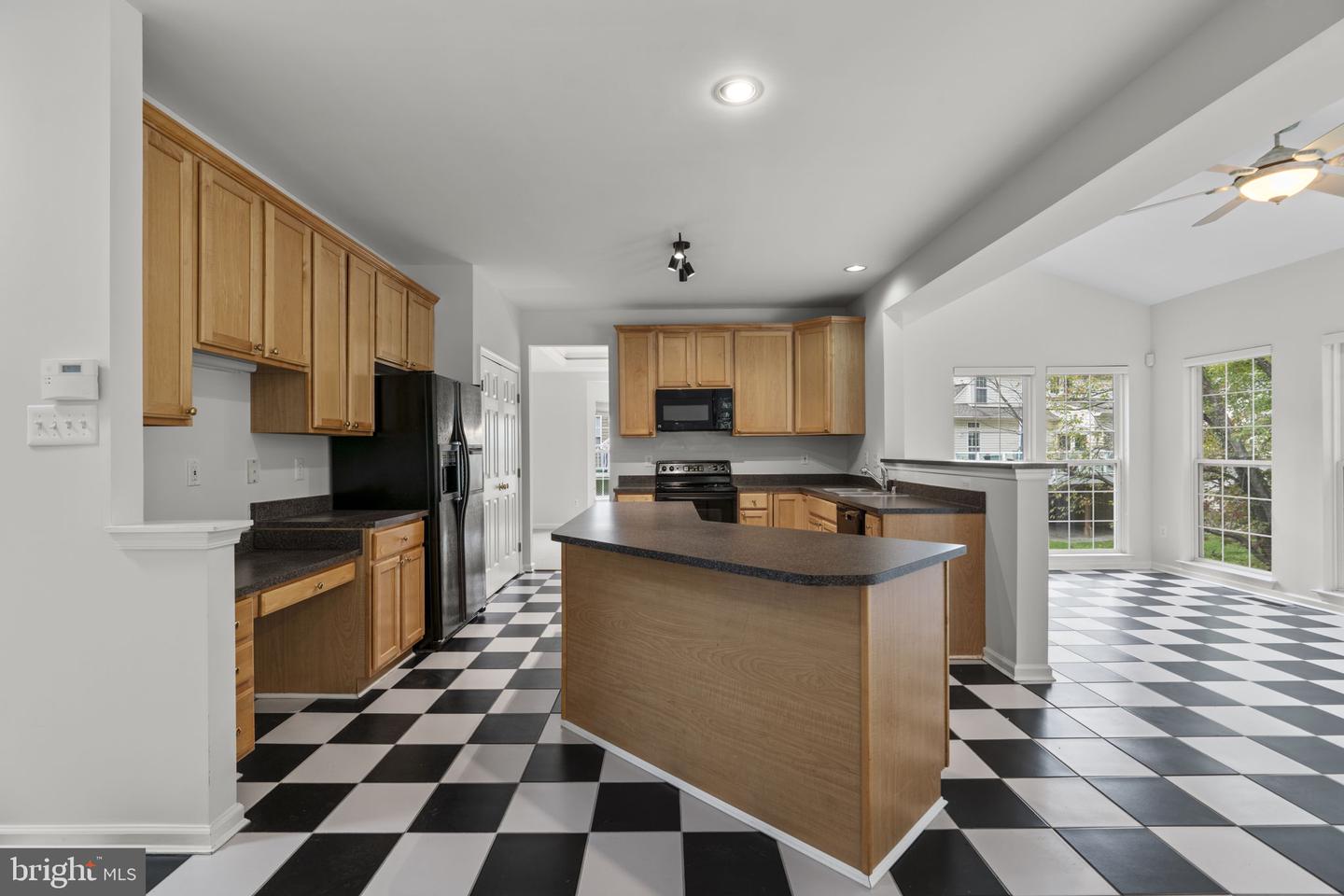 9012 Forest Oaks Rd Property Photo 15