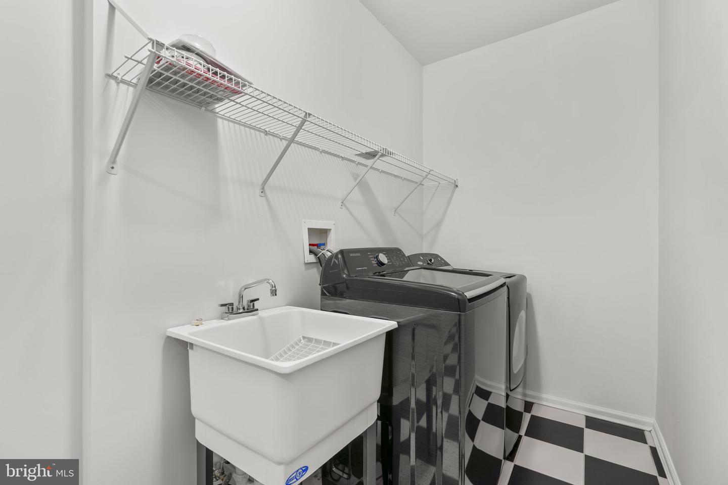 9012 Forest Oaks Rd Property Photo 26