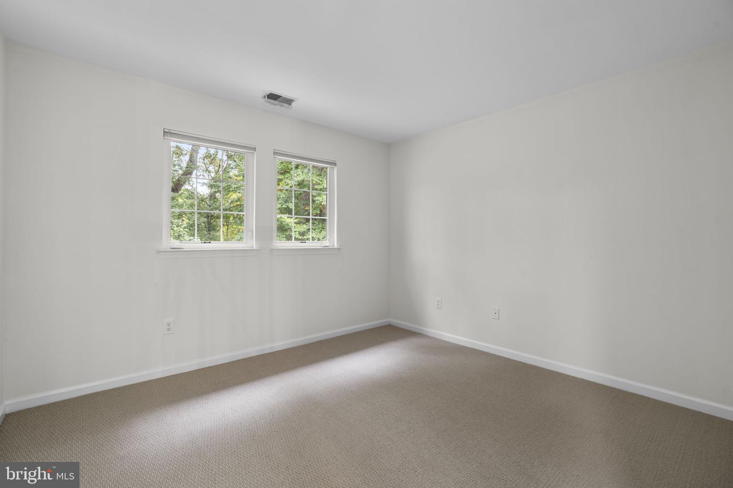 9012 Forest Oaks Rd Property Photo 34