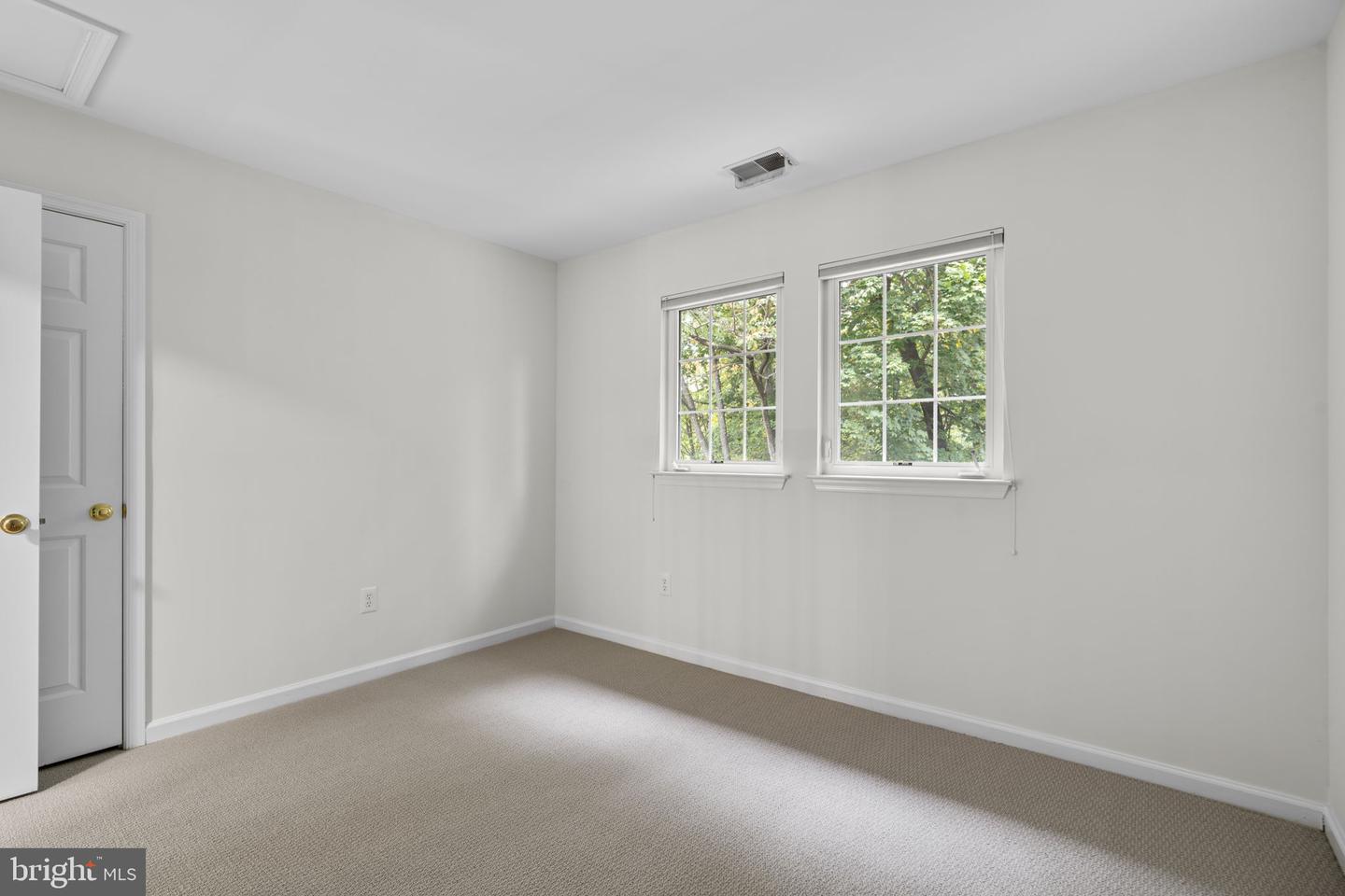 9012 Forest Oaks Rd Property Photo 35
