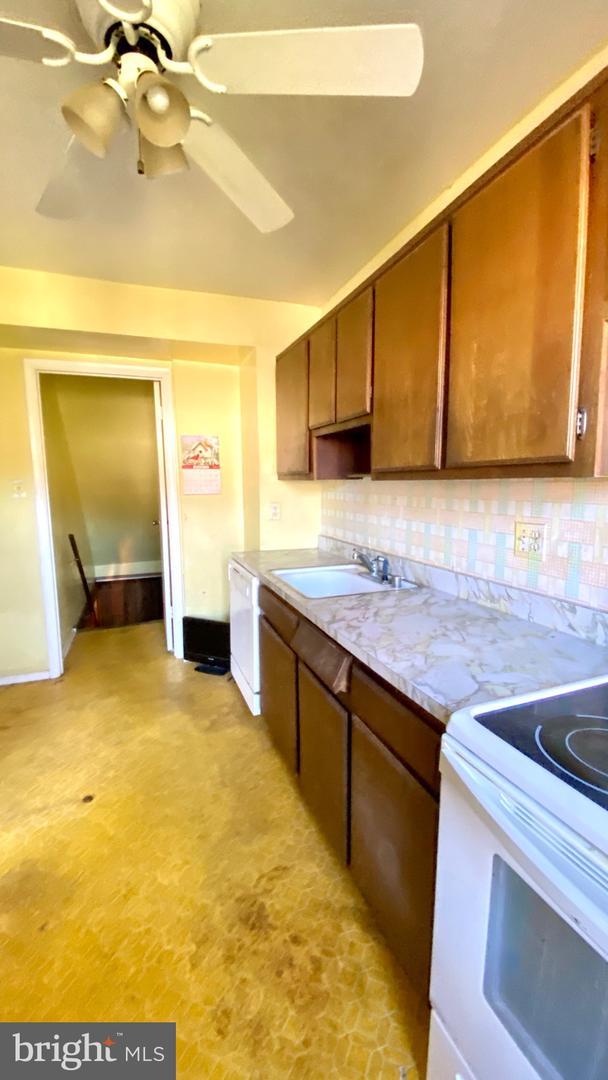 36 Lerner Ct #32b Property Photo 5