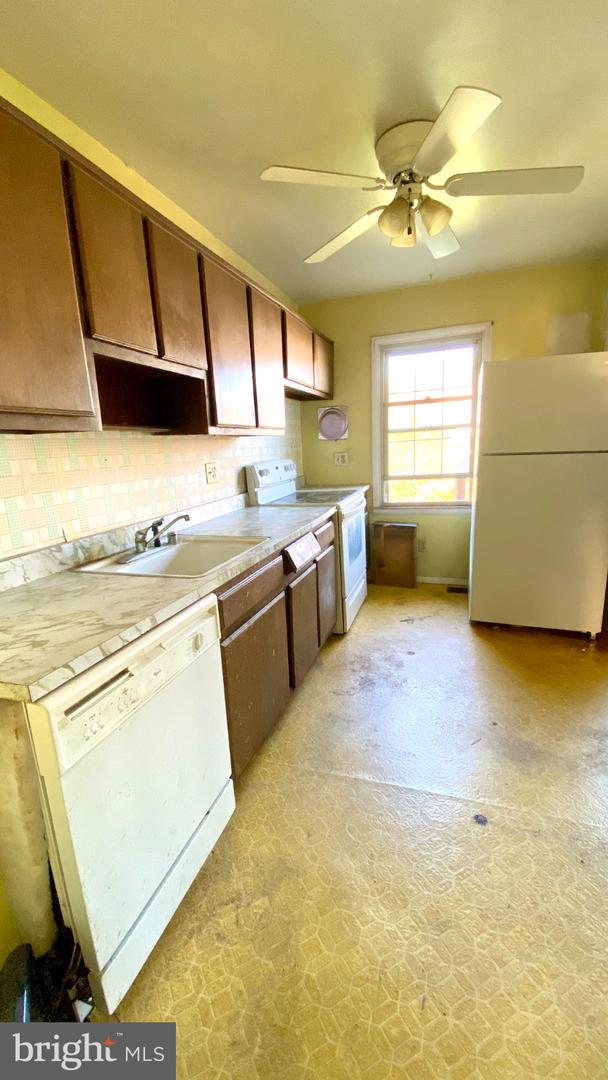 36 Lerner Ct #32b Property Photo 6
