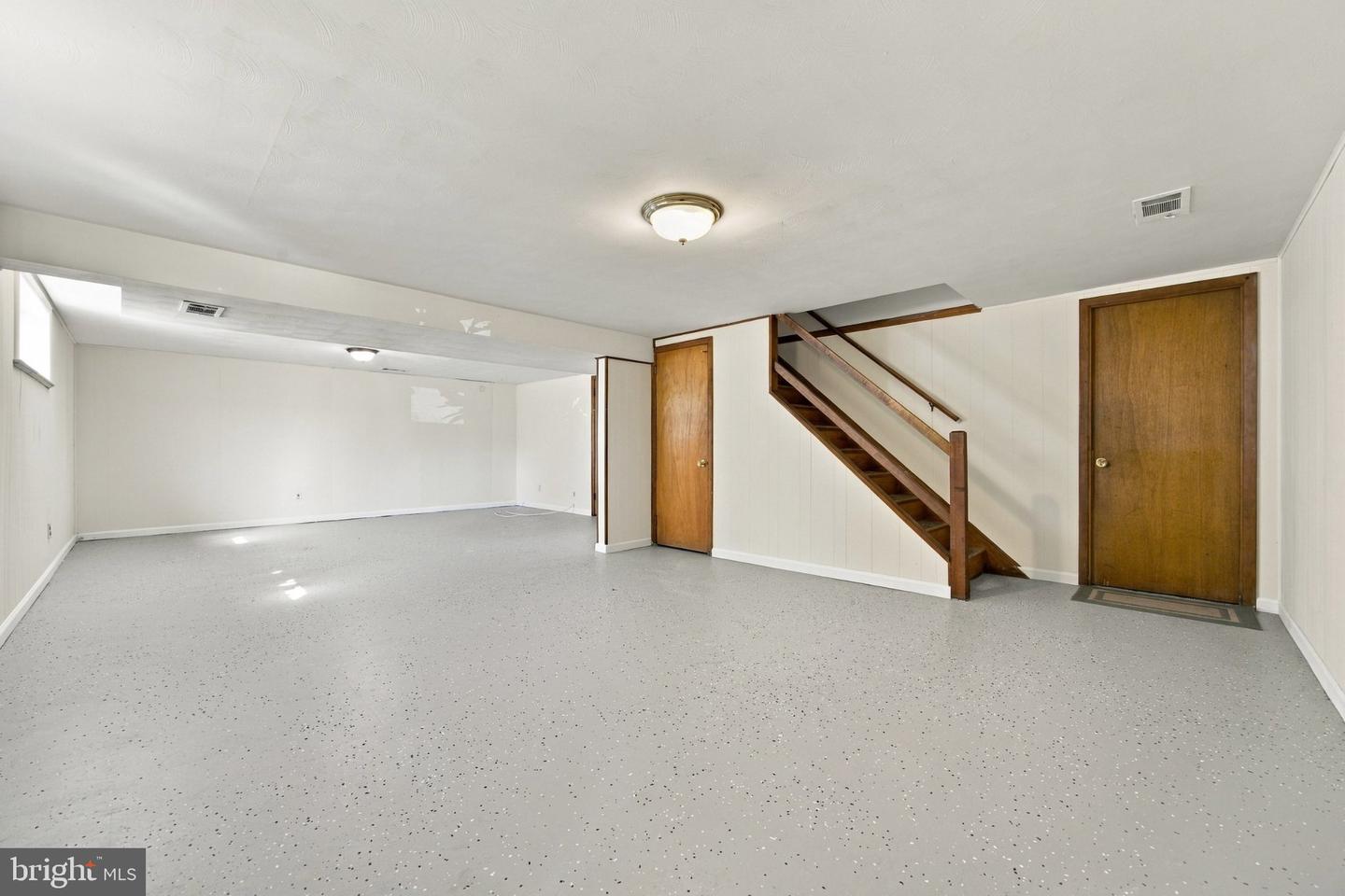 3726 Springdell Ave Property Photo 25