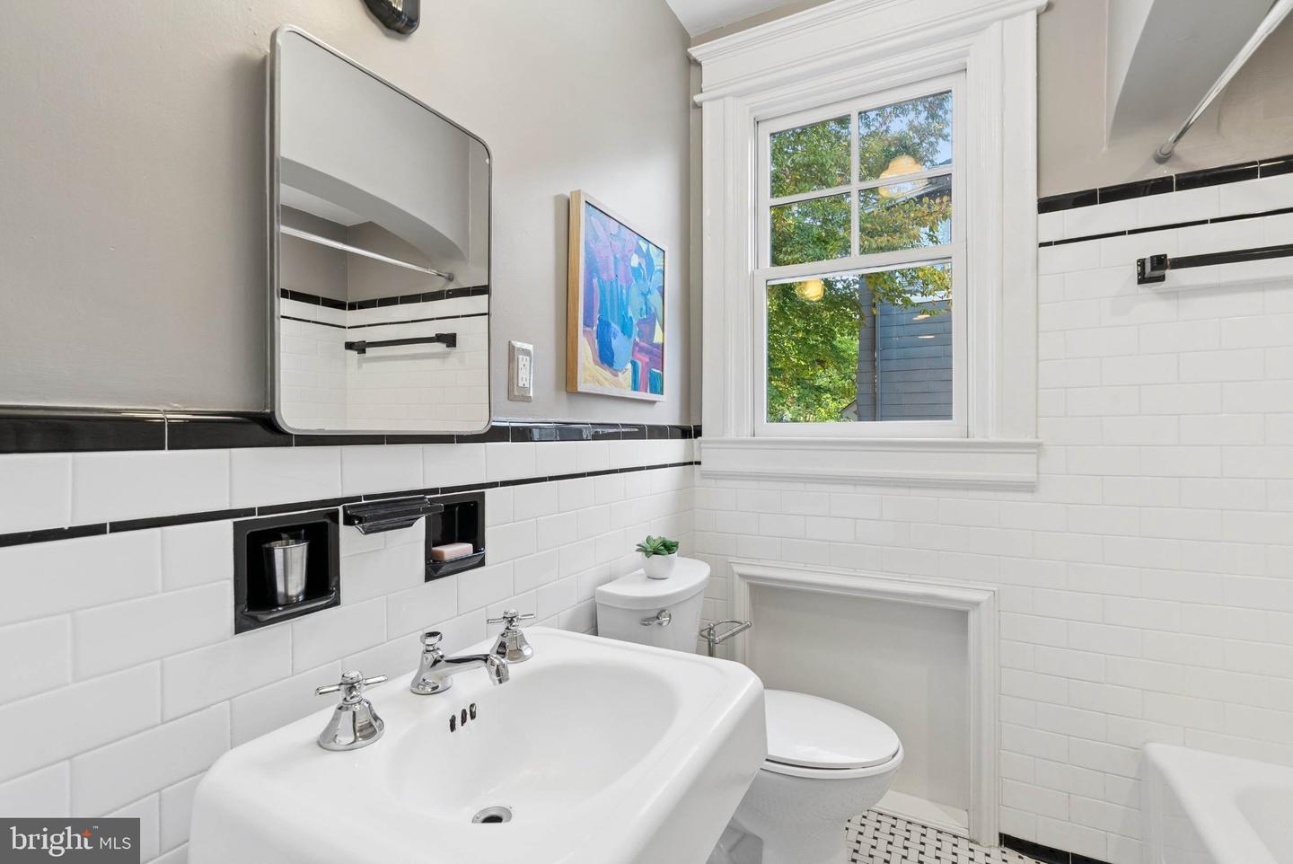 3 Melvin Ave Property Photo 39