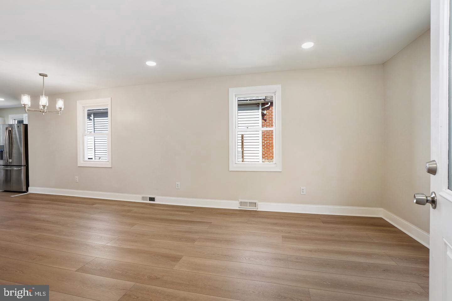 2909 Louisiana Ave Property Photo 4